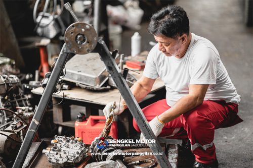 Bersihin Mesin Dalam